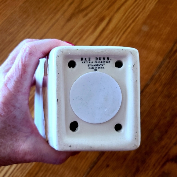 👀50% OFF - NWT‼️ Rae Dunn Ceramic "Knock" birdhouse - Picture 11 of 14